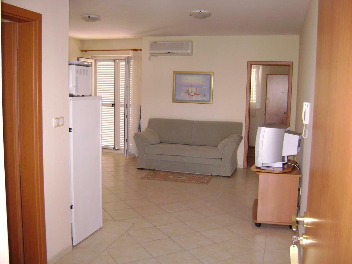 Dalmacia Apartments Srima Esterno foto